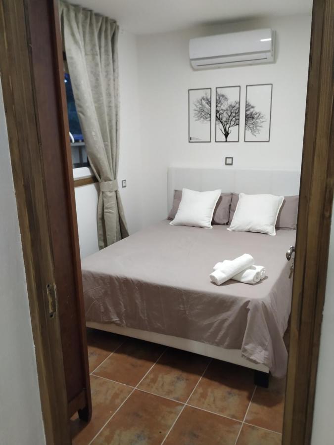 Casa Mirlo Villa Montmesa Bagian luar foto